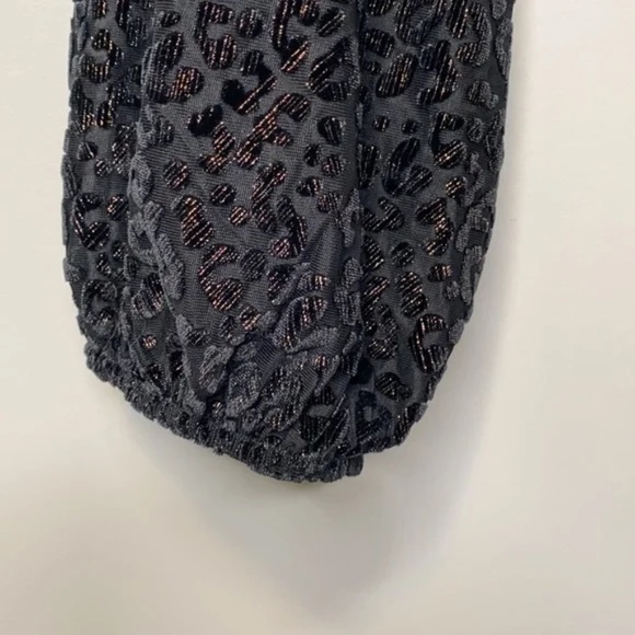 Zara Trafaluc Metallic Leopard Print Long Sleeve Crop Top - Picture 6 of 12